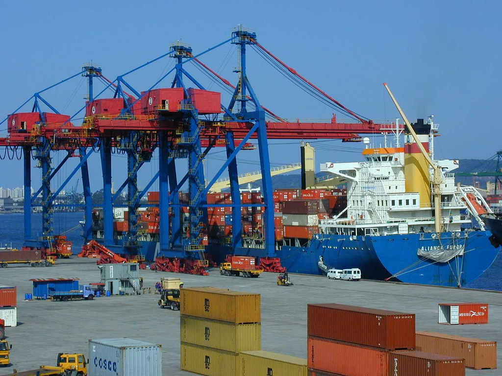 Setor portuário deve crescer 103% até 2042, diz secretário da SEP