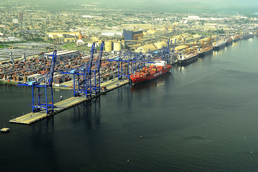 Atividade portuária gera 44,2 mil empregos e movimenta economia