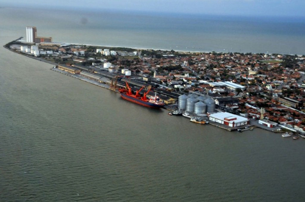 Porto de Cabedelo movimenta mais 60 mil toneladas de petcoke em quatro dias
