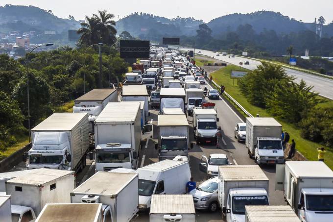 Greve dos caminhoneiros já prejudica exportações brasileiras